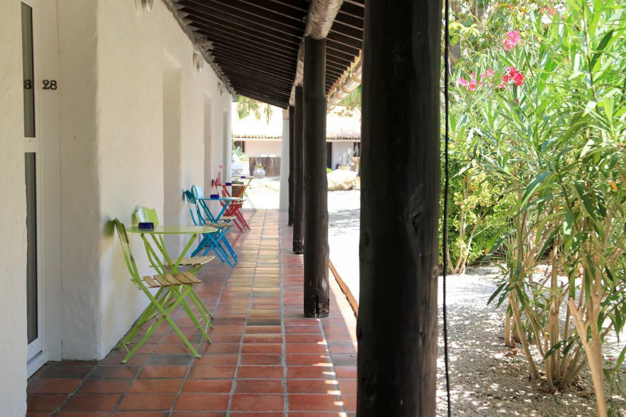 Les Rizieres Hotel แซ็งต์-มารี-เดอ-ลา-แมร์ ภายนอก รูปภาพ