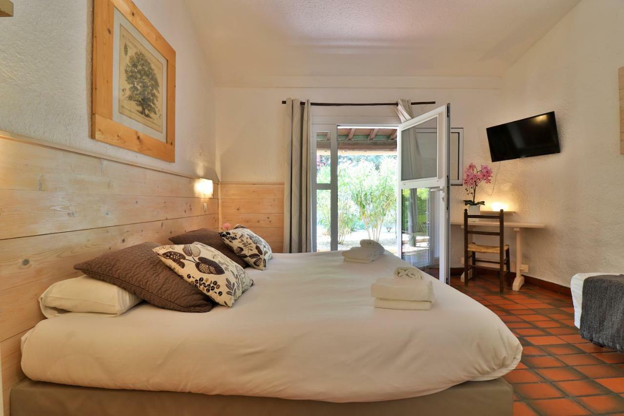 Les Rizieres Hotel แซ็งต์-มารี-เดอ-ลา-แมร์ ภายนอก รูปภาพ