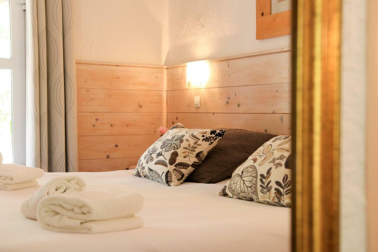 Les Rizieres Hotel แซ็งต์-มารี-เดอ-ลา-แมร์ ภายนอก รูปภาพ